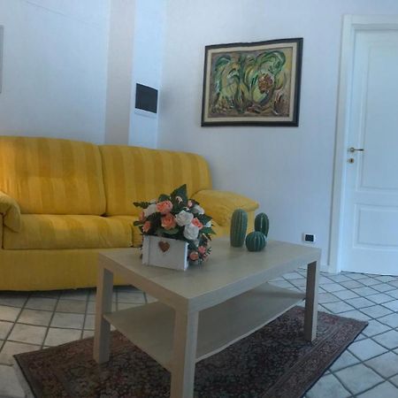 Casa Vacanze Borgo Marinaro 阿沃拉 外观 照片