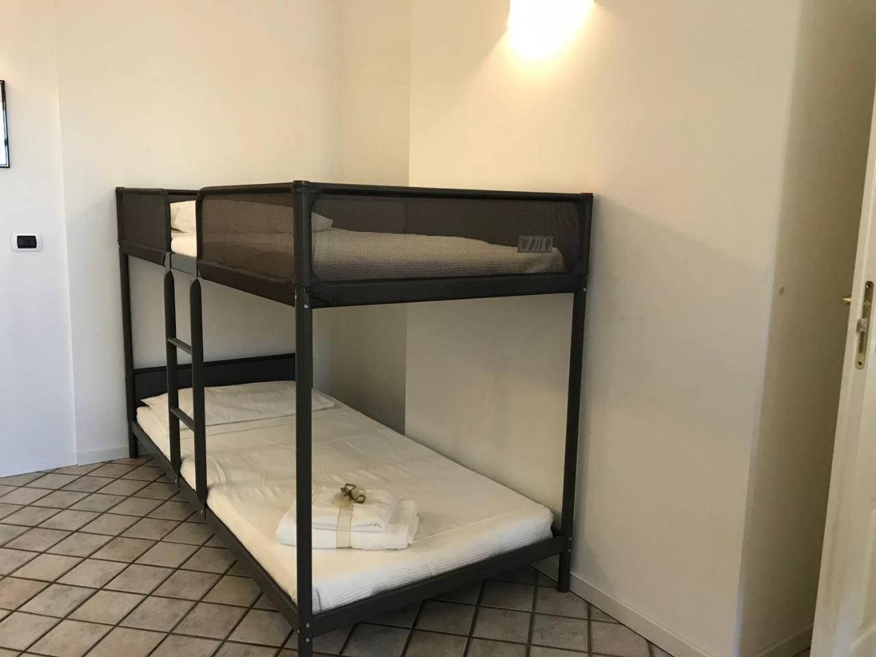 Casa Vacanze Borgo Marinaro 阿沃拉 外观 照片