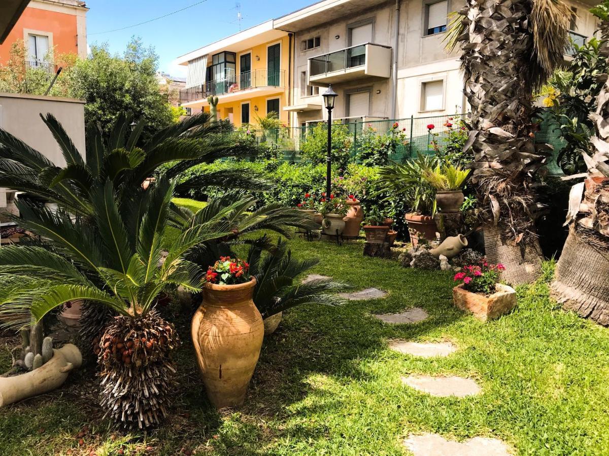 Casa Vacanze Borgo Marinaro 阿沃拉 外观 照片