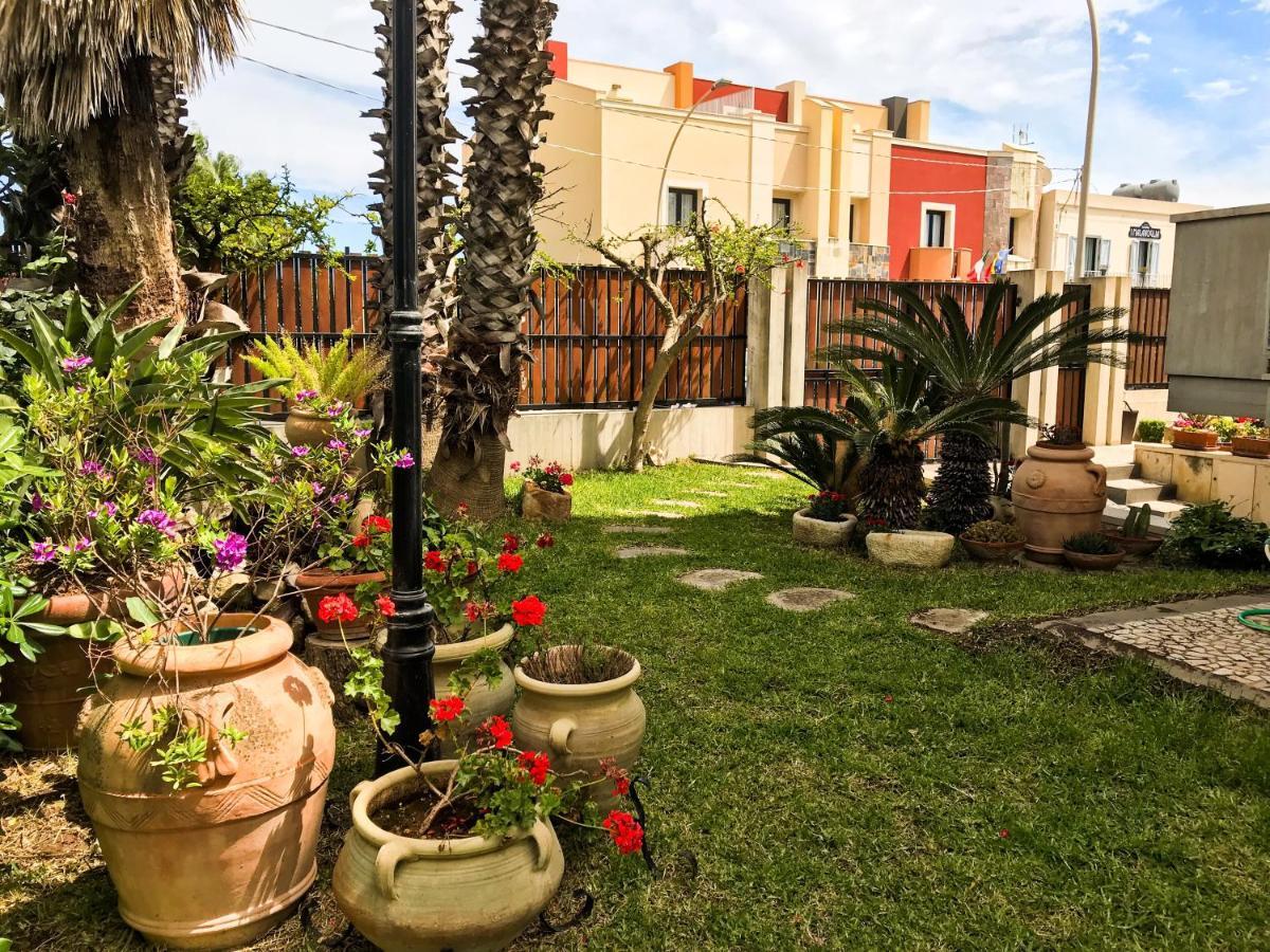 Casa Vacanze Borgo Marinaro 阿沃拉 外观 照片
