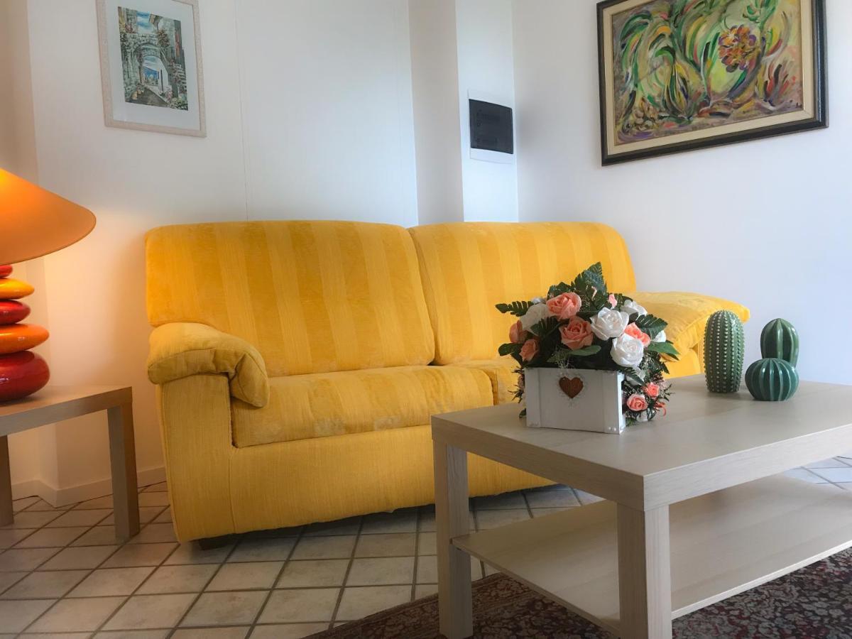 Casa Vacanze Borgo Marinaro 阿沃拉 外观 照片