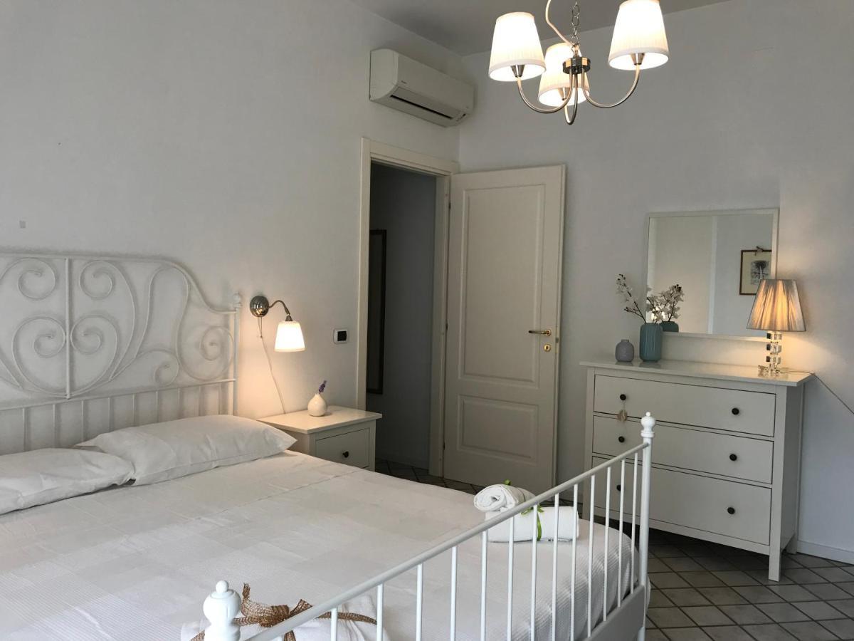 Casa Vacanze Borgo Marinaro 阿沃拉 外观 照片